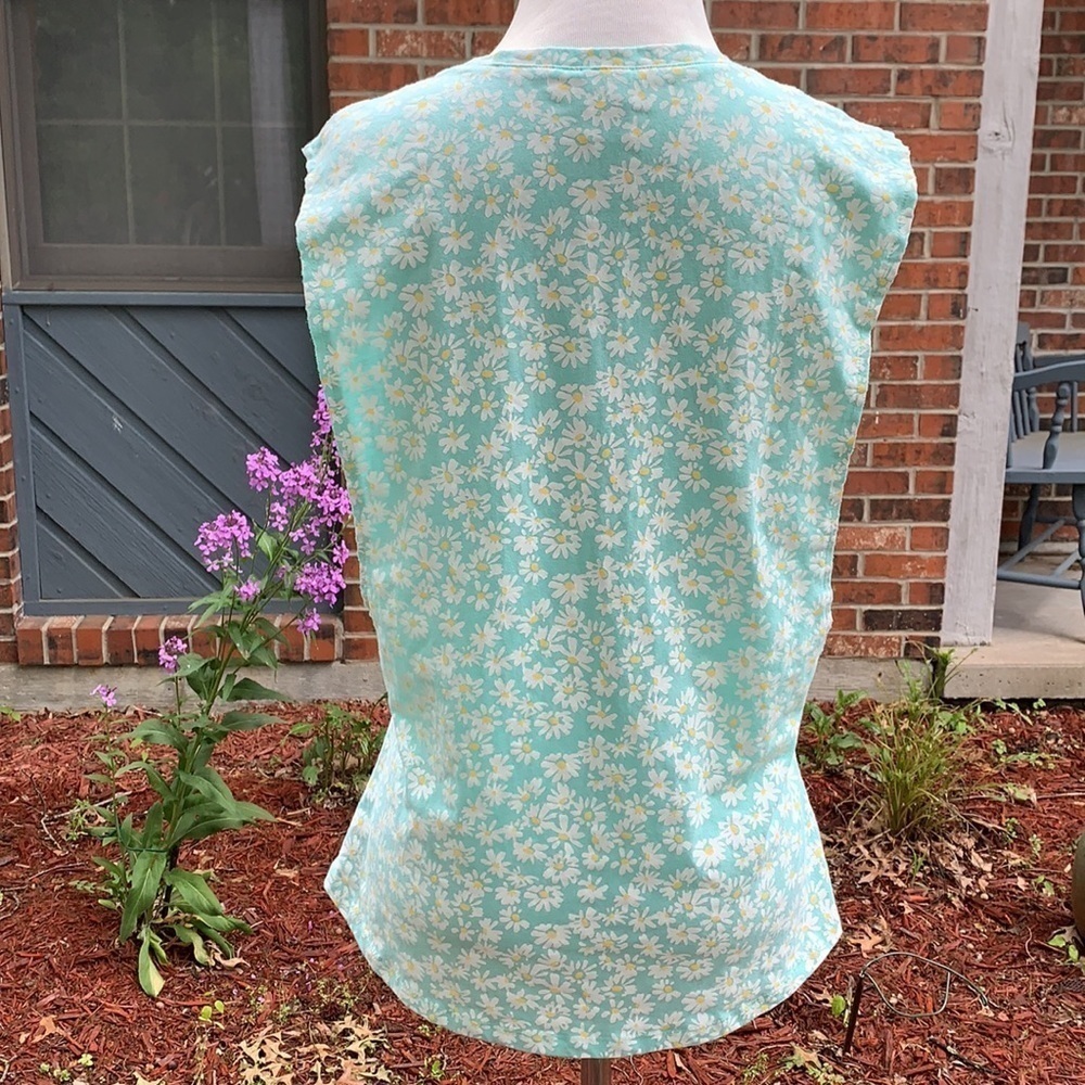 Empyre Mint Green with Daisies Scoop Neck tank S - Picture 4 of 7